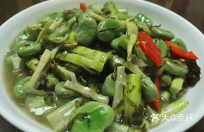 Snow Cabbage and Bamboo Shoot with Broad Beans