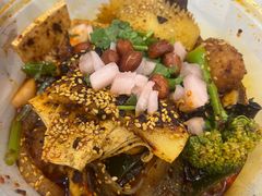 -哈海英麻辣烫(中华西路步行街店)