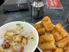 艇仔粥-穗银肠粉店(东川路店)