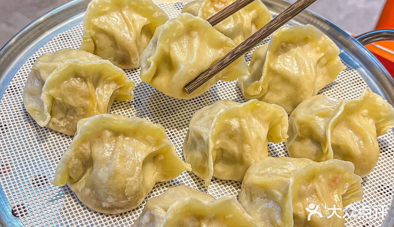 在杭州!人均30，这口大蒸饺hen东北！！