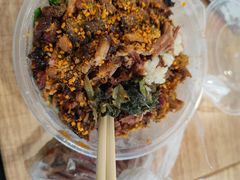 秘制脆皮猪脚饭-陆长玖古法猪脚饭(玄风桥店)