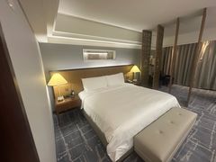 -上海波特曼丽思卡尔顿酒店