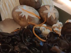 -椰子营·椰子鸡火锅(万象里店)