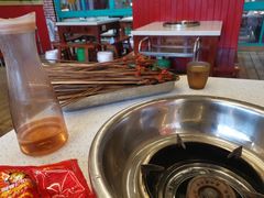 -钢管厂五区小郡肝串串香(蜀都万达店)