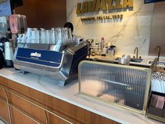-LAVAZZA拉瓦萨咖啡(上海金融街店)