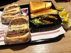 -The Habit Burger Grill 哈比特汉堡(复兴soho店)