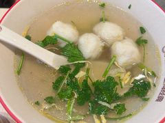 -小杨生煎(金山百联购物中心3楼店)