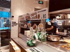-老乡鸡(上海白玉兰广场店)