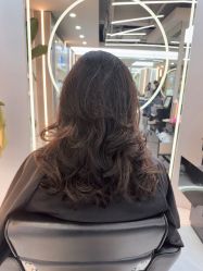 -赤道 Hair Salon