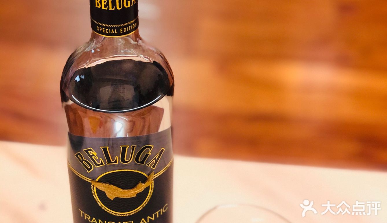 四十度，闻着没有什么酒味，但是喝起来那叫一个烈！