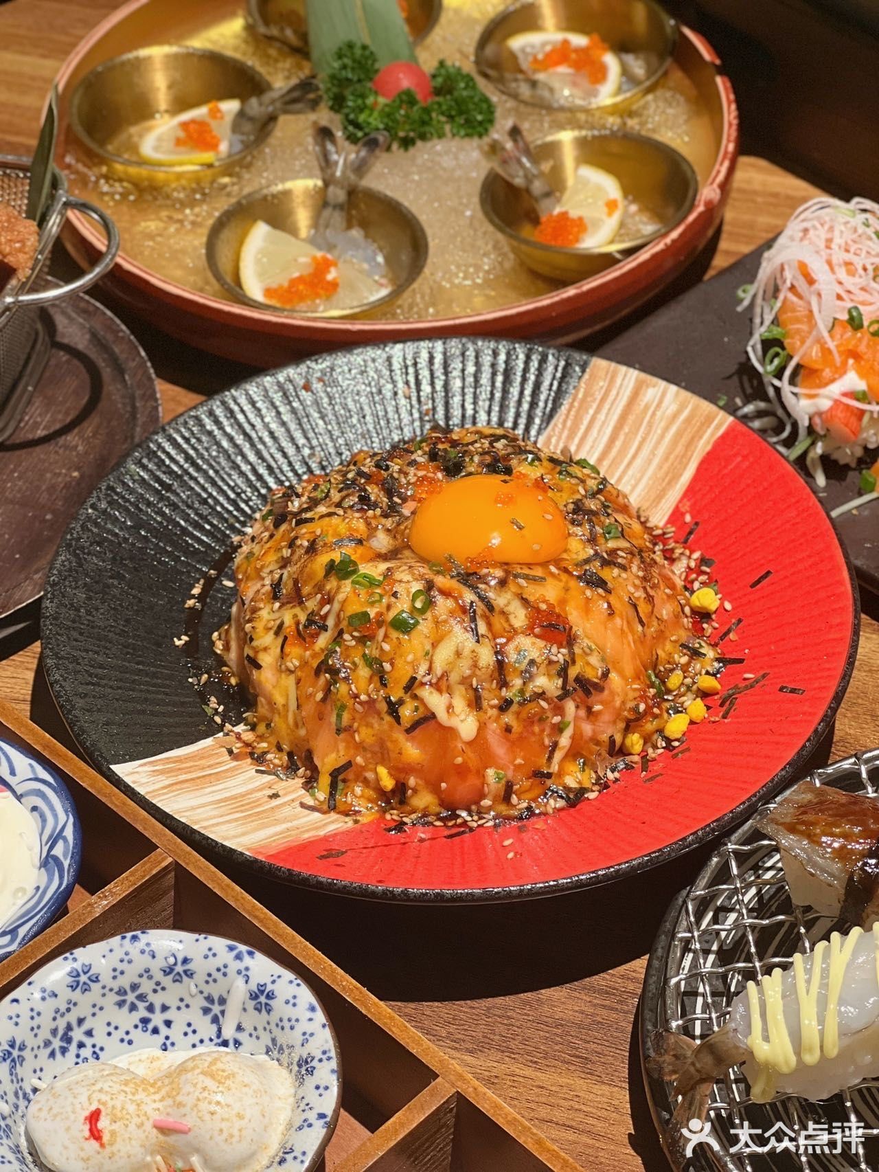 汕头探店｜来汕头就想吃这一碗熔岩三文鱼饭🍣