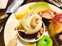 -怡咖啡海鲜自助餐厅(浦东香格里拉店)
