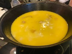 -鲜入围煮花胶鸡海鲜火锅