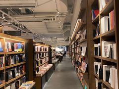 -茑屋书店(天目里店)