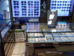 -东方星眼镜(大良华盖路商业步行街店)