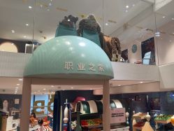 -奈尔宝·儿童乐园·亲子餐厅(华采天地店)