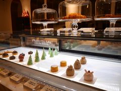 -Fridi Patisserie Cafe