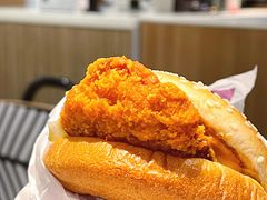 小炒肉风味麦辣鸡腿汉堡-麦当劳(健德桥得来速店)