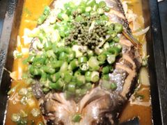 -夯鱼烤鱼·尔滨地标美食(中央商场店)