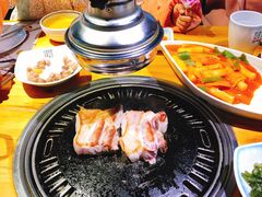 -唯成•韩国炭火烤肉 유성고기