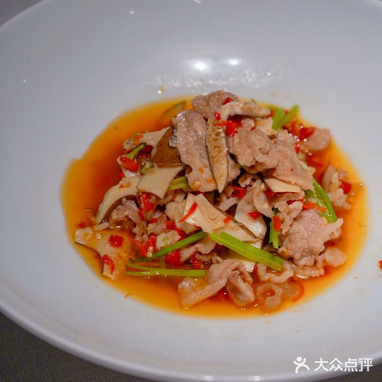 湘颂·稻田里的盛宴,邀你品味地道传统湖南美食🍲✨