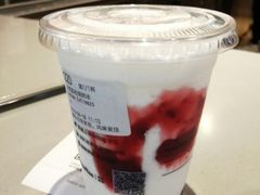 小雪荔枝瑞纳冰-瑞幸咖啡(泗阳中央商场店)