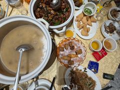 -老东风菜馆·羊肉火锅·海鲜·砂锅粥