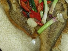 古法煎香黄花鱼-贞姨美食·老字号海鲜大排档