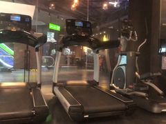 -TOP健身私教工作室(侨香店)
