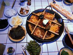 -瓜西西重庆火锅(花溪店)
