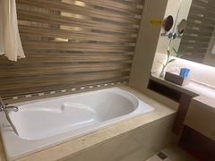 -兴芮温泉度假区