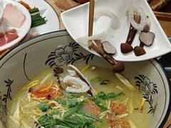 -芸南道·过桥米线(昆明老街旗舰店)