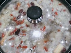 -濠轩阁特色生蚝火锅(水湾路店)