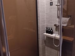 -广州高铁南站亚朵酒店