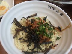 -弄堂咪道-饭香·面香·馄饨香(钦州北路田尚坊店)