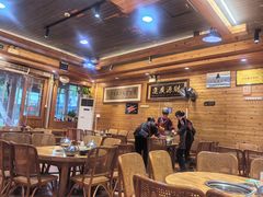 -苗阿哥酸汤牛肉火锅(体育场店)