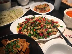-舌尖上的食缘花园主题餐厅