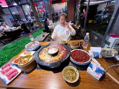 -重庆洪崖洞老火锅(音乐广场店)
