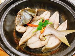 水油盐焗金鲳鱼-海铺·渔家虾水饺(皇姑店)
