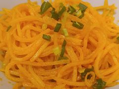蟹黄咸蛋土豆丝-荆九爷爆炒桥头三嫩(夫子庙店)