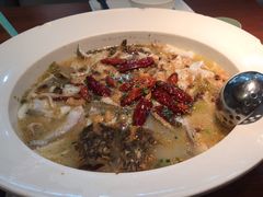 -鱼亨小鲜酸菜鱼(大信店)