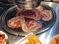 -韩聚屋韩国烤肉餐厅(新北万达店)