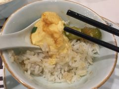 -丹江口渔村·湘味厨房(桃园店)