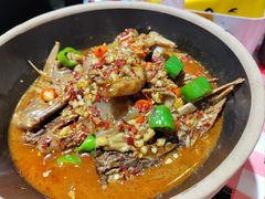 -罗霸蛮老岳阳大排档·鲜货烧烤·土吊子煨砂锅烧菜