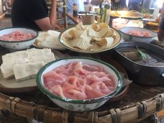 -王婆乔鲜鱼自助火锅(蜀汉路店)