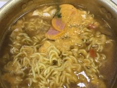 -拌来拌去石鍋拌飯(文鼎店)