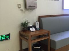 -优诺口腔·VIP尊享中心(爱建机构)