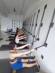 -OM瑜伽教练培训学院
