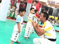 -悦动体能篮球羽毛球网球(三里河店)