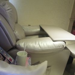 -孔雀手美甲美睫护理